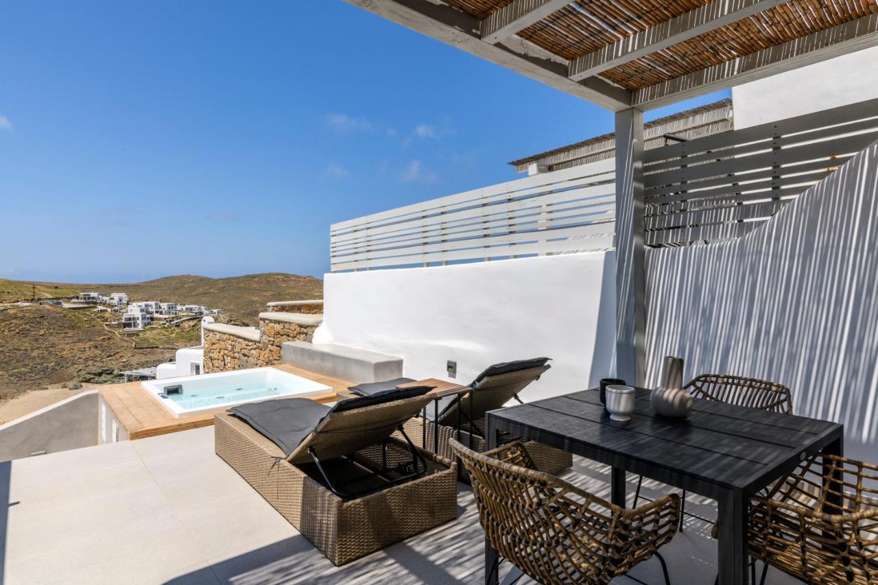 Mykonos Residence Villas & Suites Merchia Beach Exterior photo